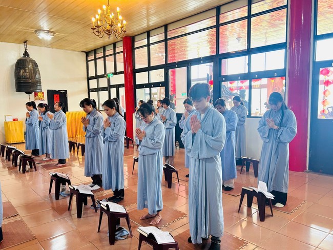 Chùa Linh Ẩn – Đài Loan: Khóa tu một ngày - Pháp Hội Đại Bi