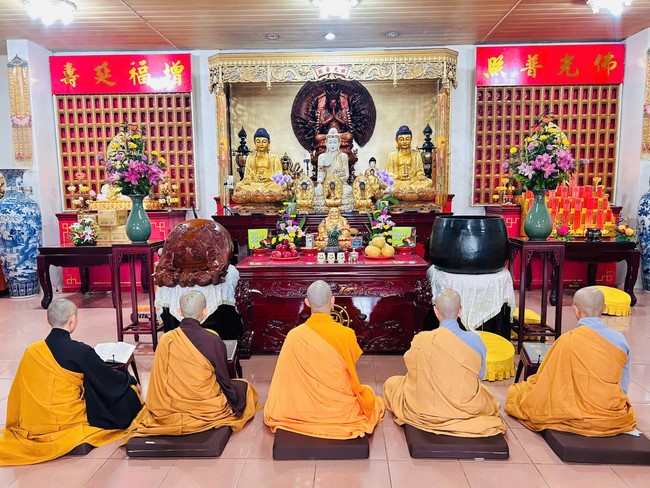 Chùa Linh Ẩn – Đài Loan: Khóa tu một ngày - Pháp Hội Đại Bi