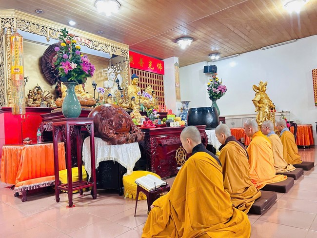 Chùa Linh Ẩn – Đài Loan: Khóa tu một ngày - Pháp Hội Đại Bi