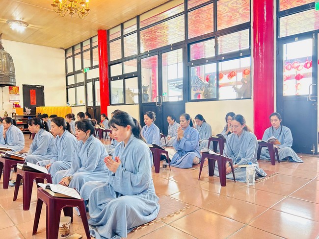 Chùa Linh Ẩn – Đài Loan: Khóa tu một ngày - Pháp Hội Đại Bi