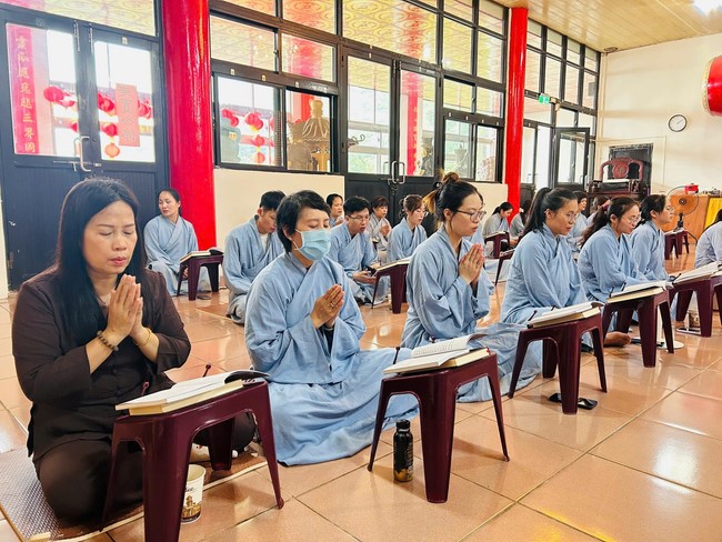 Chùa Linh Ẩn – Đài Loan: Khóa tu một ngày - Pháp Hội Đại Bi