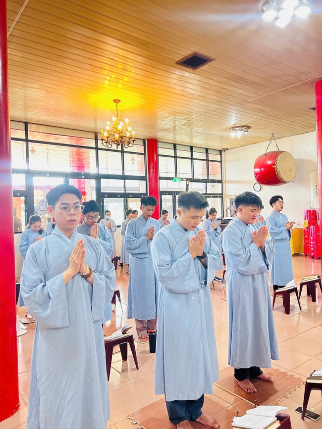 Chùa Linh Ẩn – Đài Loan: Khóa tu một ngày - Pháp Hội Đại Bi