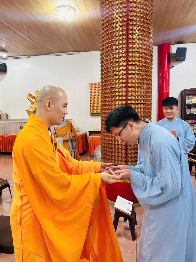 Chùa Linh Ẩn – Đài Loan: Khóa tu một ngày - Pháp Hội Đại Bi