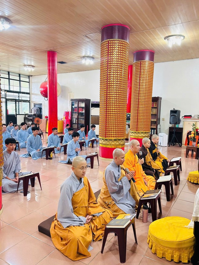 Chùa Linh Ẩn – Đài Loan: Khóa tu một ngày - Pháp Hội Đại Bi