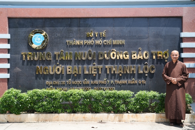 Giving vegetarian vermicelli at Thanh Loc  Paralytic Supporting and Nurturing Center in the Temple's Charity Activities