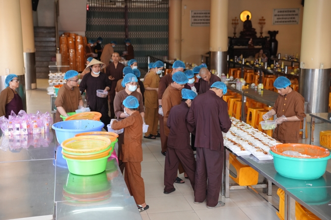 Giving vegetarian vermicelli at Thanh Loc  Paralytic Supporting and Nurturing Center in the Temple's Charity Activities