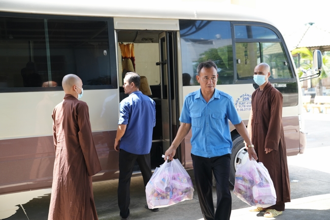 Giving vegetarian vermicelli at Thanh Loc  Paralytic Supporting and Nurturing Center in the Temple's Charity Activities