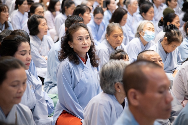 Khoá tu niệm Phật một ngày