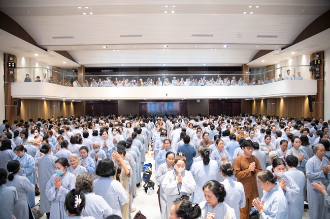 Khoá tu niệm Phật một ngày