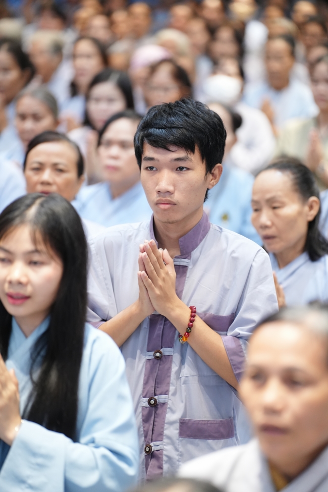 Khoá tu niệm Phật một ngày