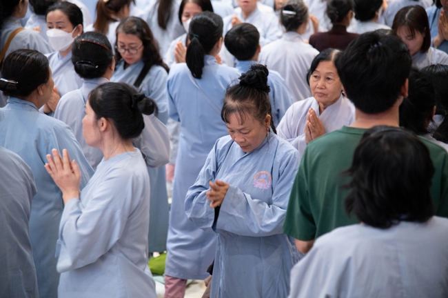 Khoá tu niệm Phật một ngày