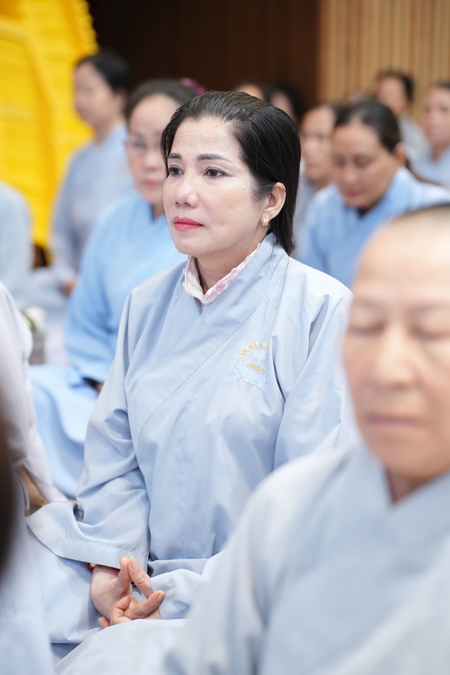 Khoá tu niệm Phật một ngày