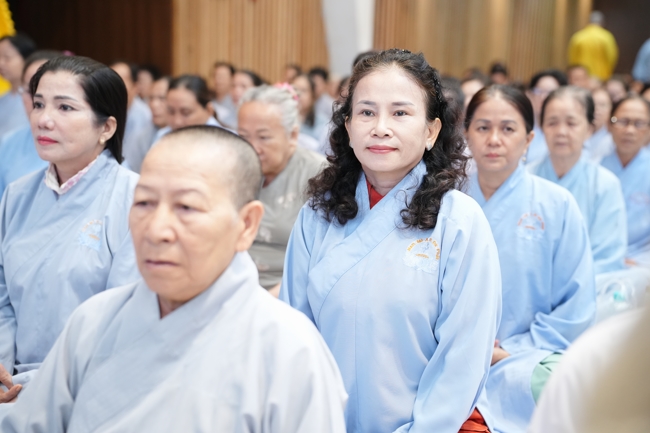 Khoá tu niệm Phật một ngày