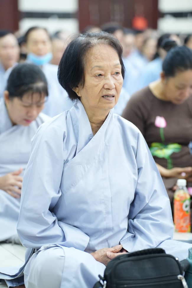 Khoá tu niệm Phật một ngày