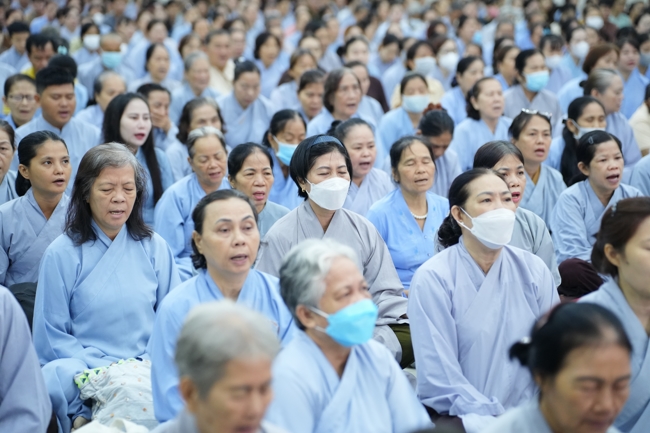 Khoá tu niệm Phật một ngày