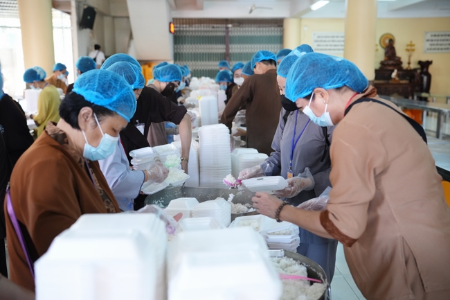 Khoá tu niệm Phật một ngày