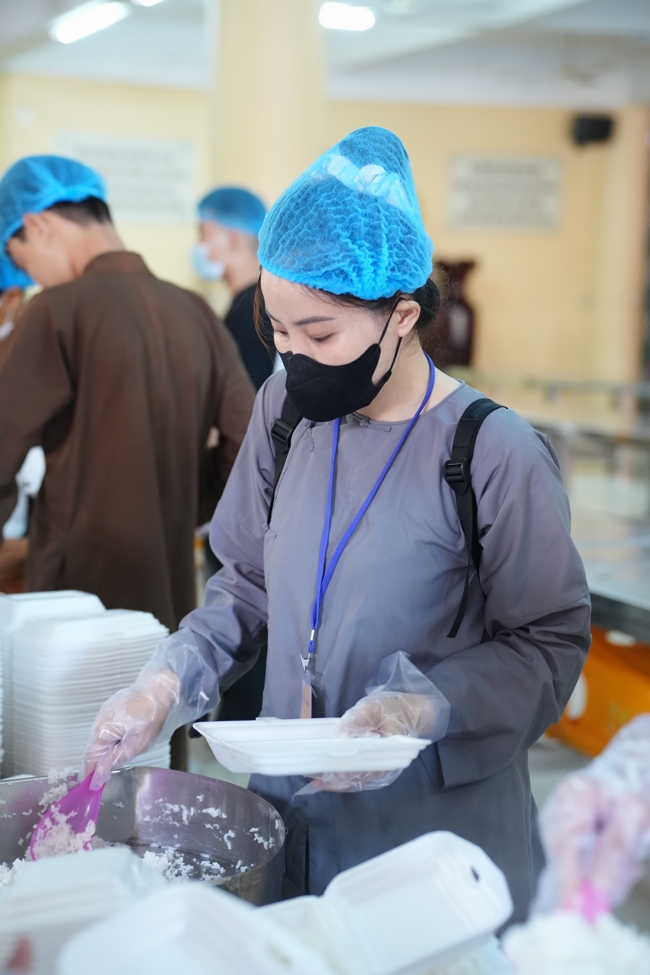 Khoá tu niệm Phật một ngày