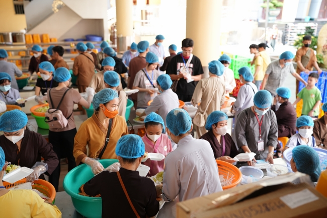 Khoá tu niệm Phật một ngày