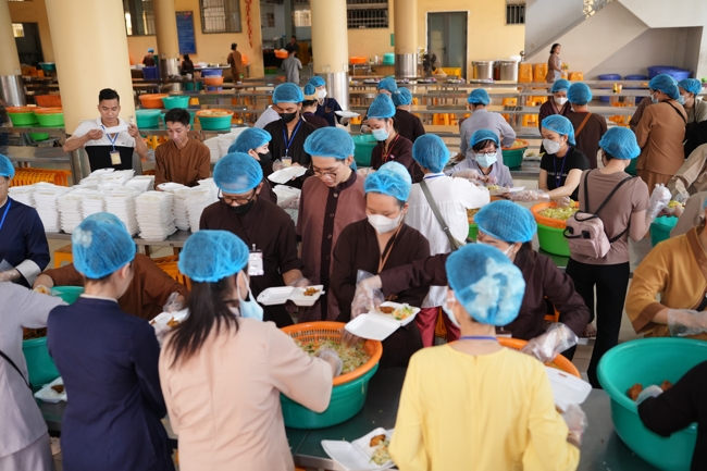 Khoá tu niệm Phật một ngày