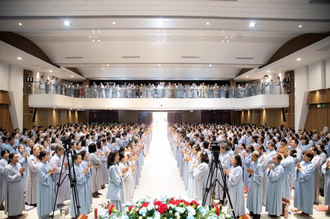 Khoá tu niệm Phật một ngày