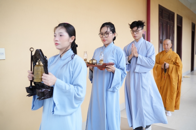 Khoá tu niệm Phật một ngày