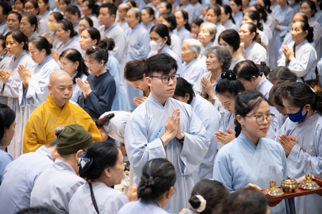 Khoá tu niệm Phật một ngày