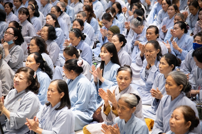 Khoá tu niệm Phật một ngày