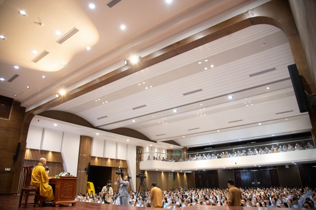 Khoá tu niệm Phật một ngày