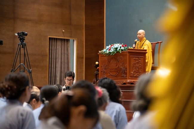 Khoá tu niệm Phật một ngày