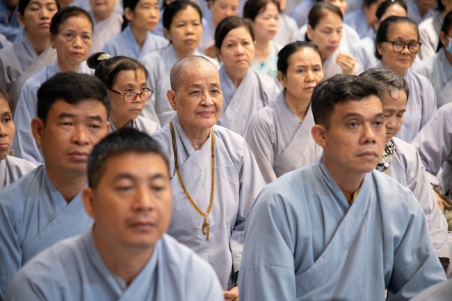 Khoá tu niệm Phật một ngày