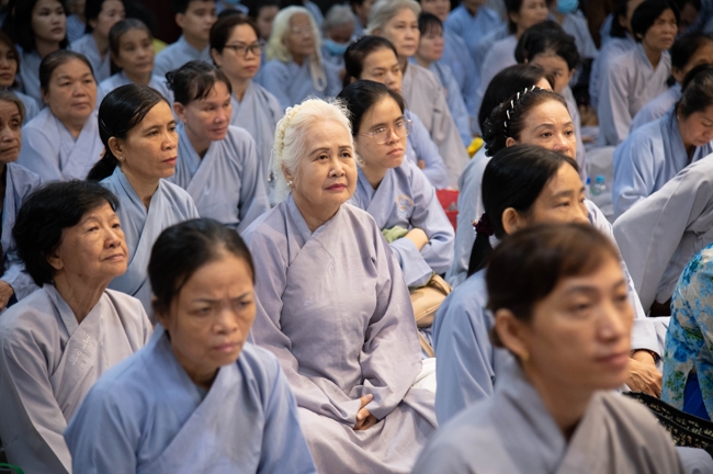 Khoá tu niệm Phật một ngày