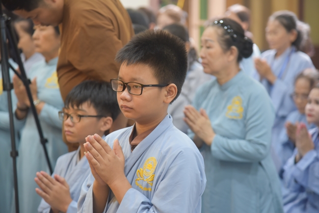 Ban Từ Thiện: Cúng dường các tự viện, đạo tràng thuộc tông phong Tổ đình Hoằng Pháp tại Đồng Nai và Lâm Đồng