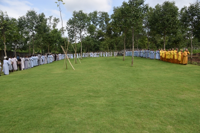 Ban Từ Thiện: Cúng dường các tự viện, đạo tràng thuộc tông phong Tổ đình Hoằng Pháp tại Đồng Nai và Lâm Đồng