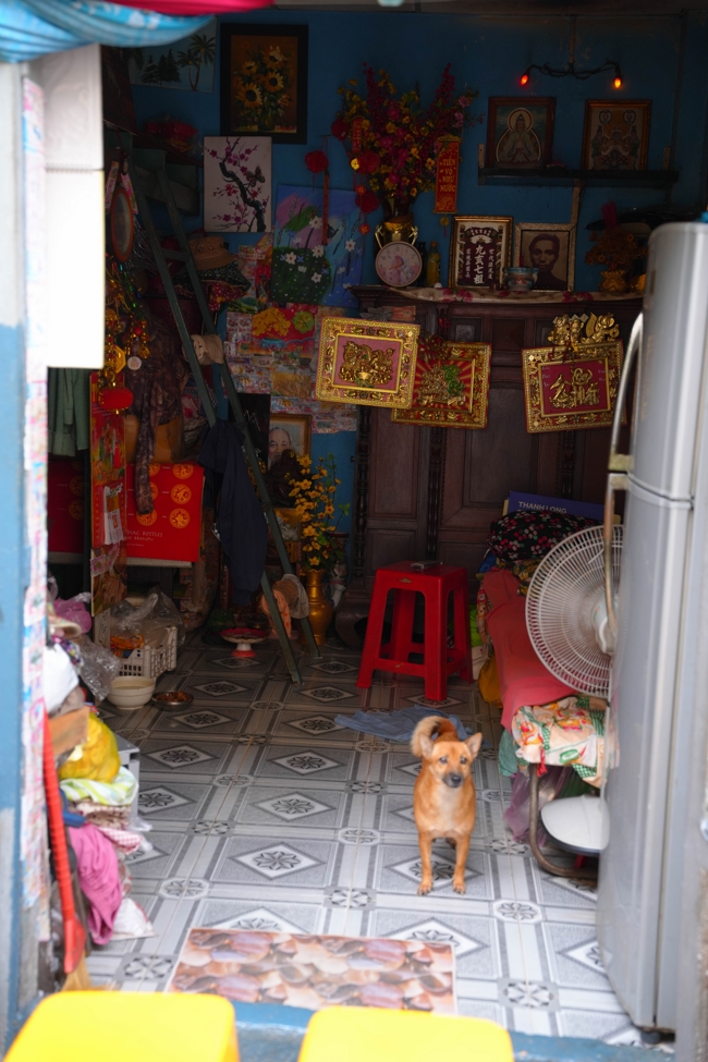 Giving gifts in the Ullambana season in the pagoda charity activities