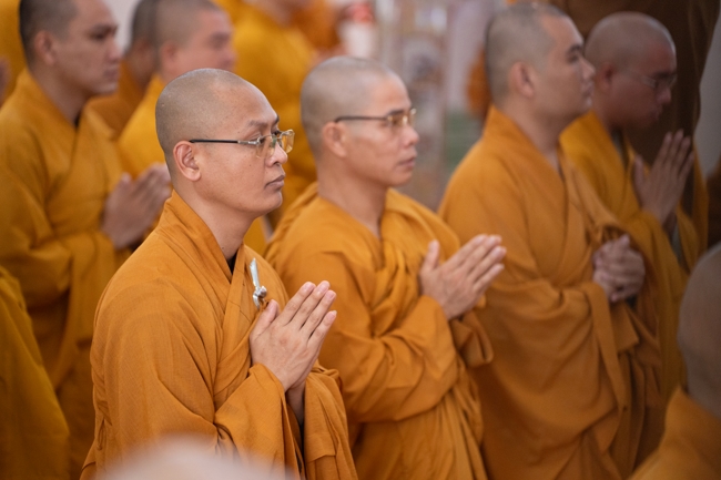 Holding Pravaranà Ceremony of the Director Board (DB) of Hoc Mon Commune's Vietnam Buddhist Sangha (VBS)