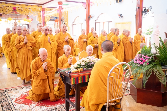 Holding Pravaranà Ceremony of the Director Board (DB) of Hoc Mon Commune's Vietnam Buddhist Sangha (VBS)