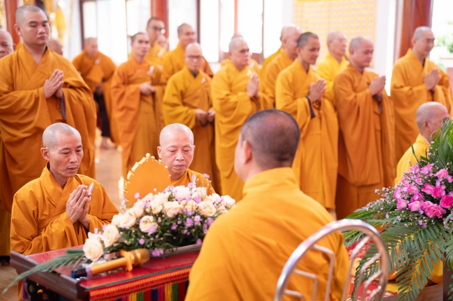 Holding Pravaranà Ceremony of the Director Board (DB) of Hoc Mon Commune's Vietnam Buddhist Sangha (VBS)