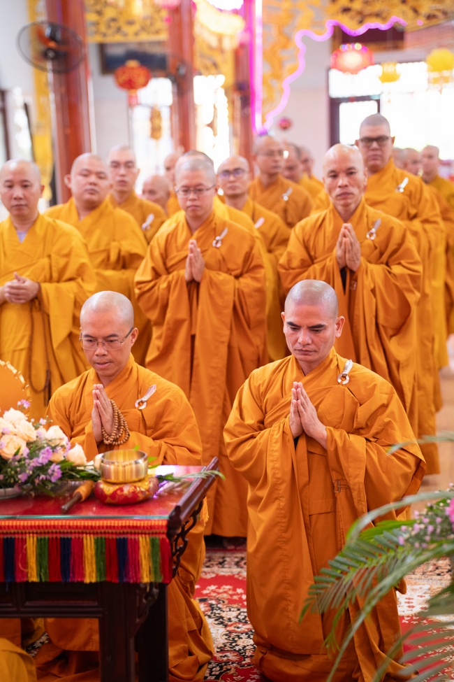 Holding Pravaranà Ceremony of the Director Board (DB) of Hoc Mon Commune's Vietnam Buddhist Sangha (VBS)