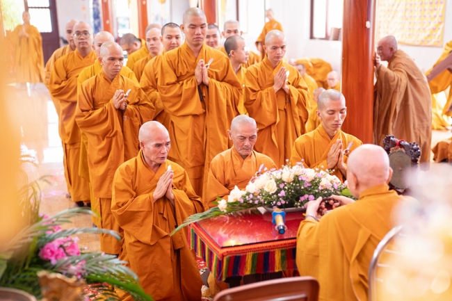 Holding Pravaranà Ceremony of the Director Board (DB) of Hoc Mon Commune's Vietnam Buddhist Sangha (VBS)
