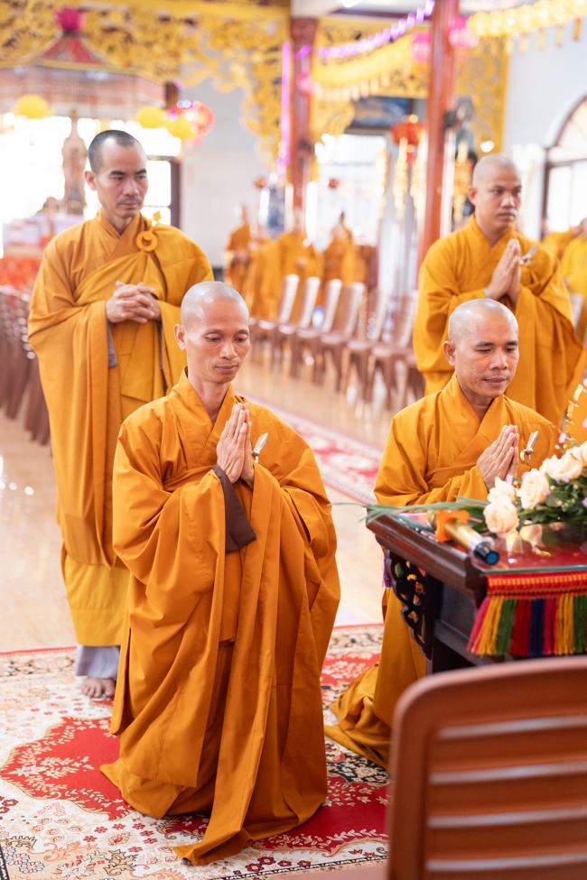 Holding Pravaranà Ceremony of the Director Board (DB) of Hoc Mon Commune's Vietnam Buddhist Sangha (VBS)