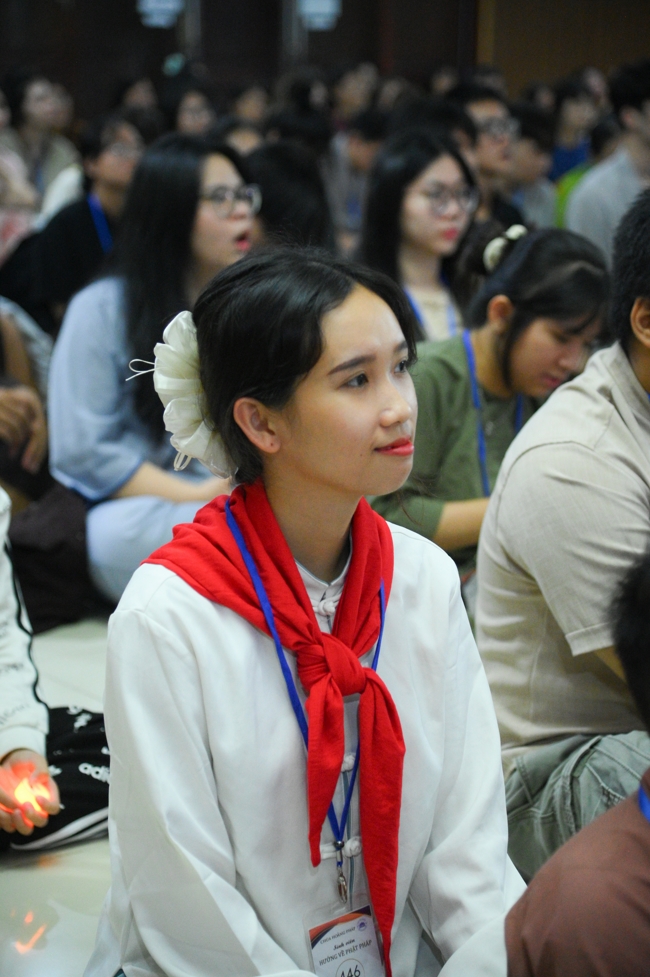 Khoá tu “Sinh viên hướng về Phật pháp”