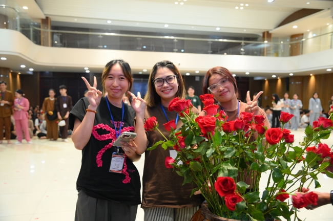 Khoá tu “Sinh viên hướng về Phật pháp”