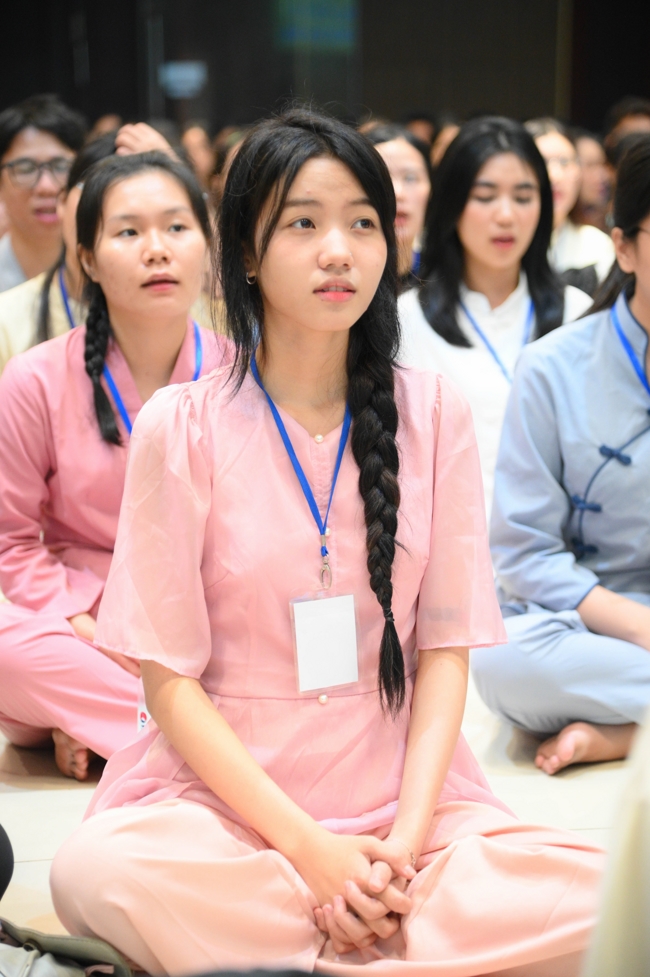 Khoá tu “Sinh viên hướng về Phật pháp”