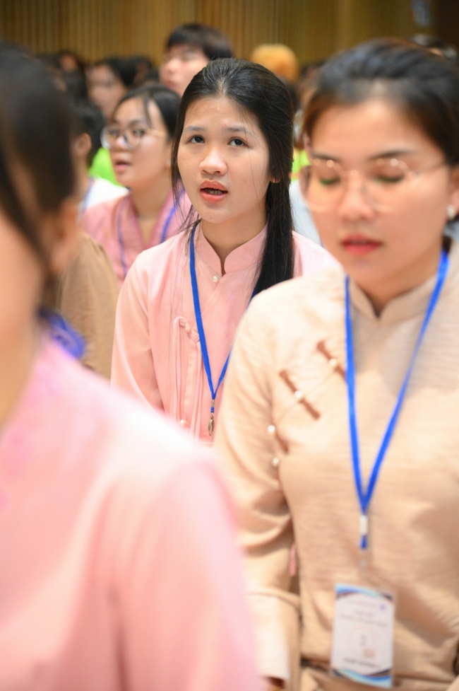 Khoá tu “Sinh viên hướng về Phật pháp”