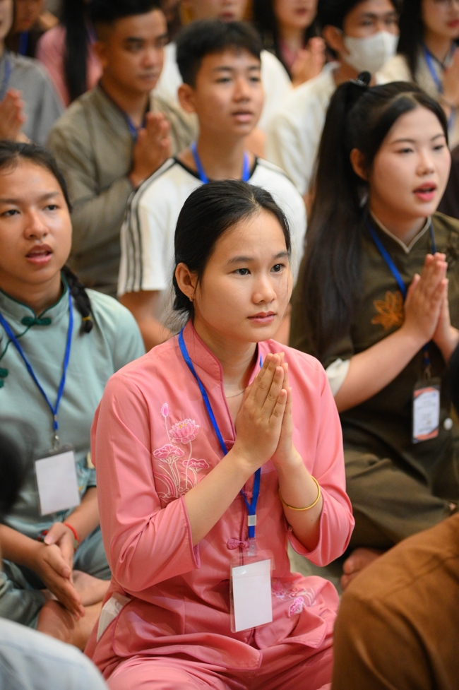 Khoá tu “Sinh viên hướng về Phật pháp”