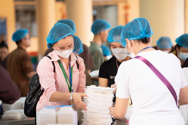 Khoá tu “Sinh viên hướng về Phật pháp”