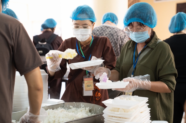 Khoá tu “Sinh viên hướng về Phật pháp”