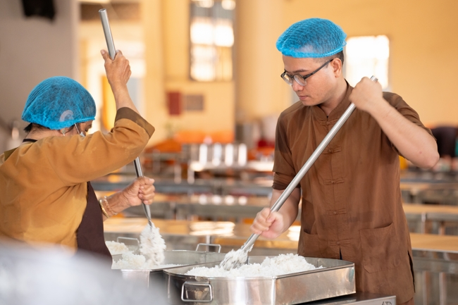 Khoá tu “Sinh viên hướng về Phật pháp”