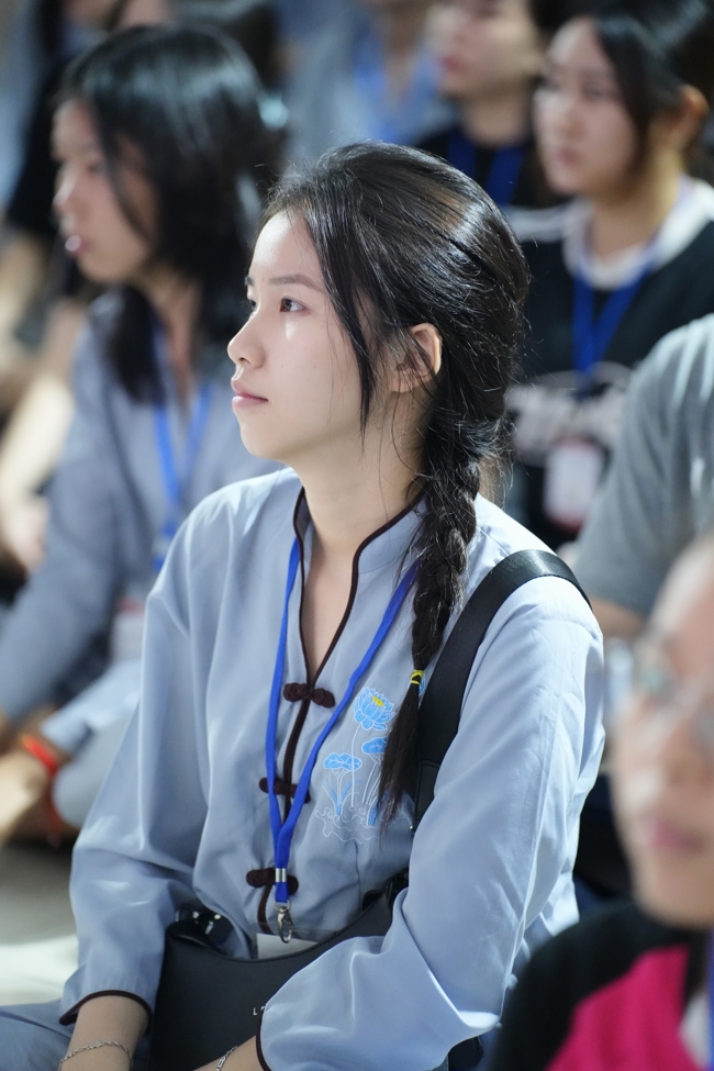 Khoá tu “Sinh viên hướng về Phật pháp”