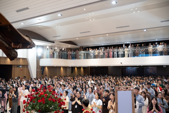 Khoá tu “Sinh viên hướng về Phật pháp”